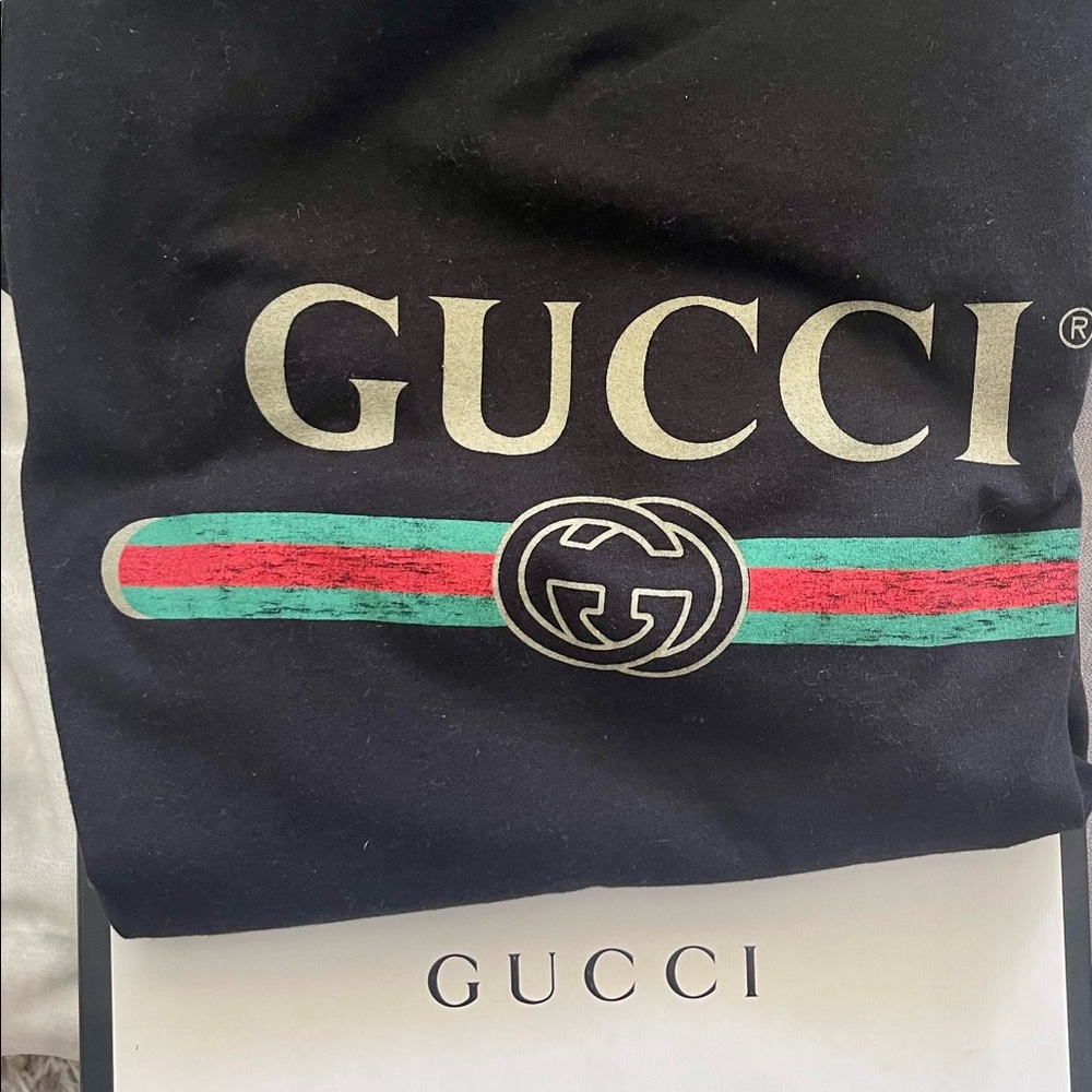 Black Gucci Shirt(Large) mens oversized fit. Box included